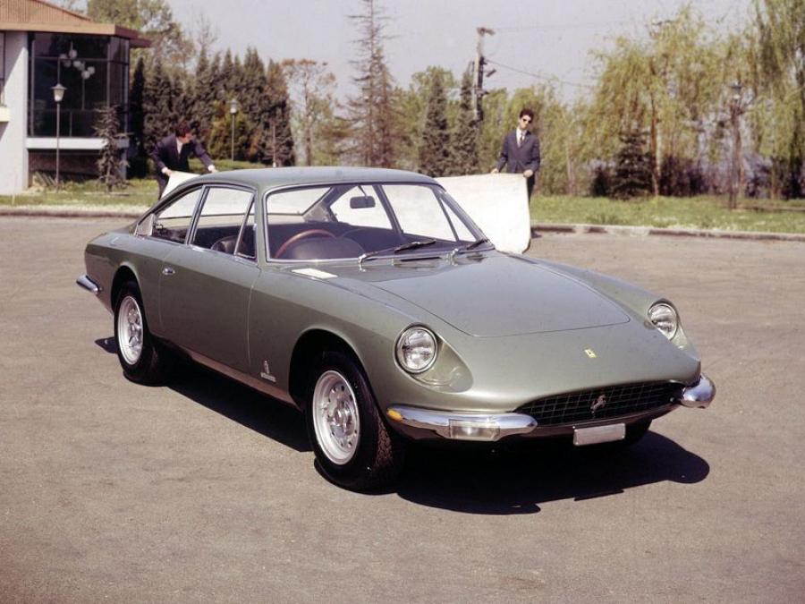  Ferrari 365 GT 2+2 1968 года  (UK) (фото 2 из 36)